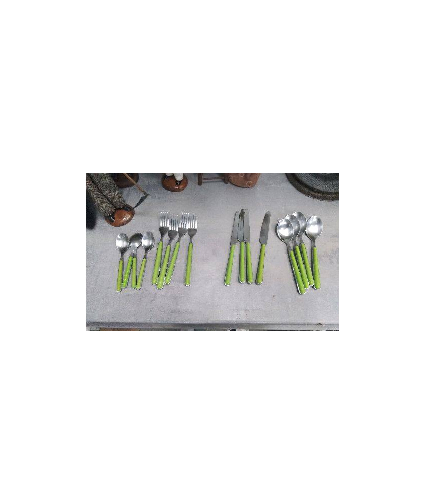 COUVERTS VERTS 