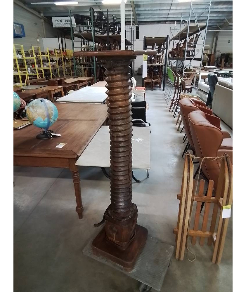 SELLETTE VIS DE PRESSOIR FIN XIXE DÉBUT XXE 140CM