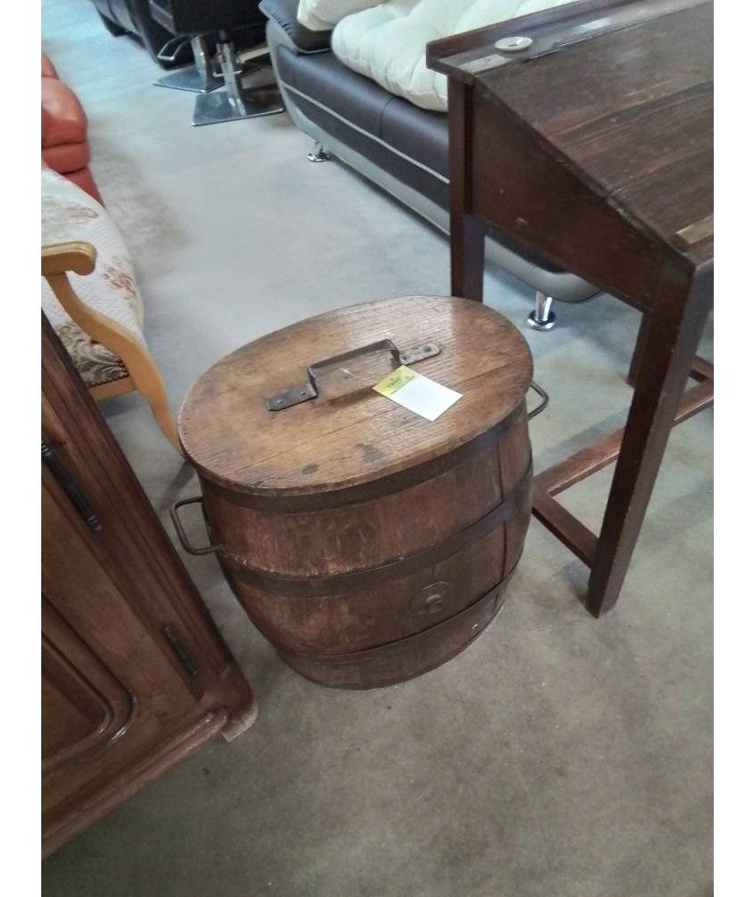 BARATTE A BEURRE BOIS CERCLÉ EN L\'ÉTAT 