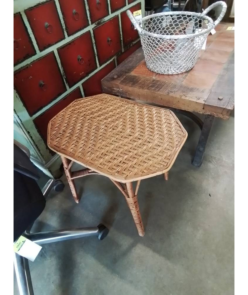 TABLE BASSE OCTOGONAL ROTIN ET VANNERIE ANNÉES 50