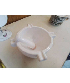 PILON EN CÉRAMIQUE 