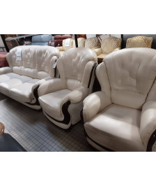 CONVERTIBLE+2 FAUTEUILS CUIR BLANC