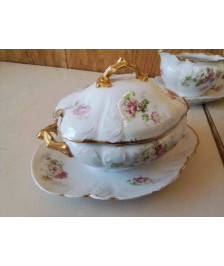 SAUCIÈRE EN PORCELAINE DE LIMOGE