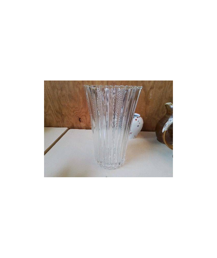 VASE EN VERRE