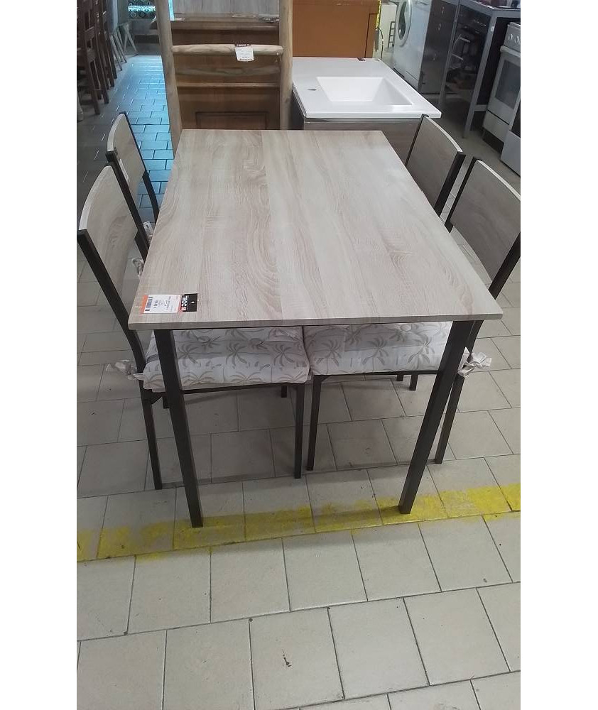 TABLE DE CUISINE + 4 CHAISES