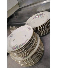 ASSIETTE PORCELAINE BAVIERES LE LOT