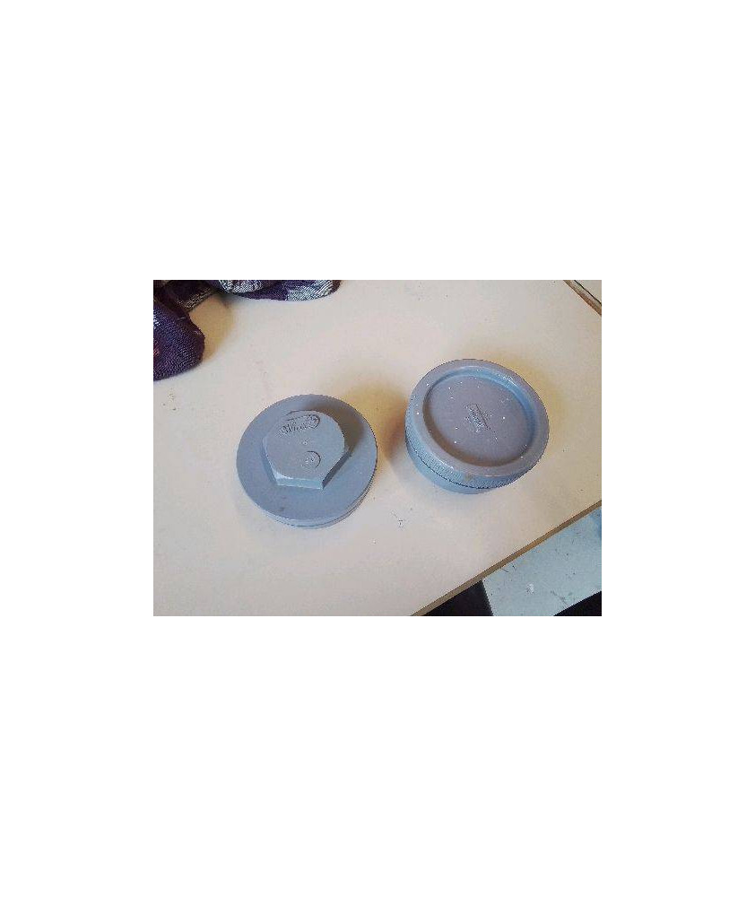 BOUCHON DE VISITE PVC DIAMETRE 100
