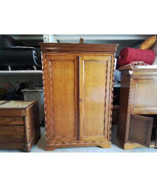 ARMOIRE DE STYLE LOUIS PHILIPPE 