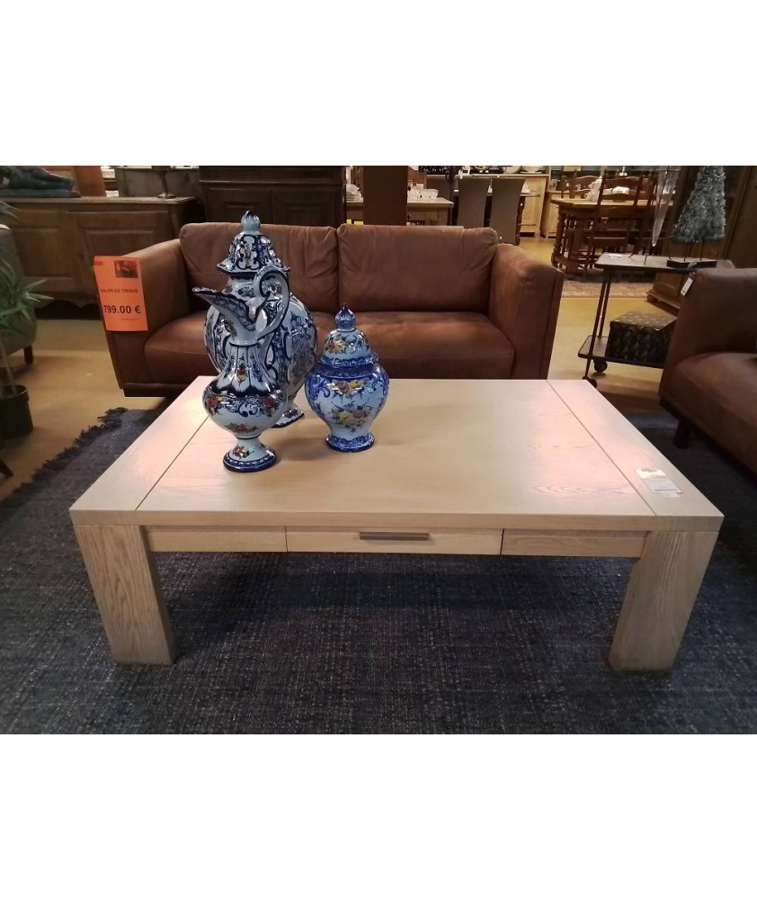 TABLE DE SALON