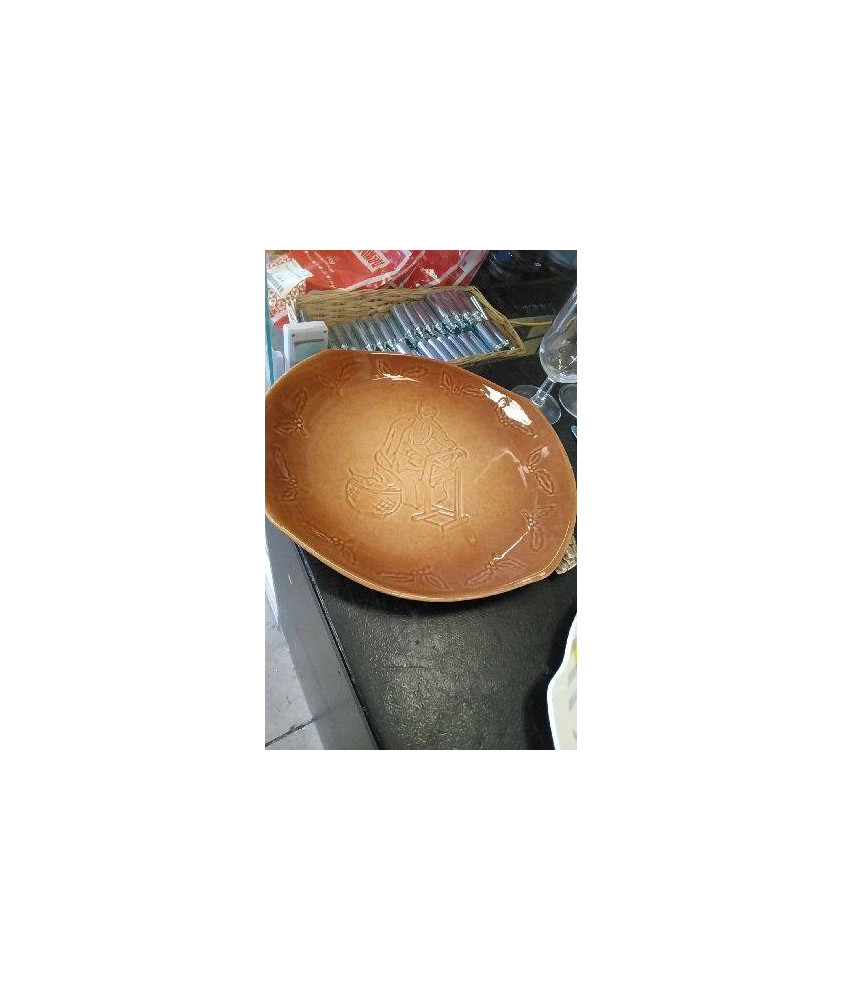PLAT MARRON 
