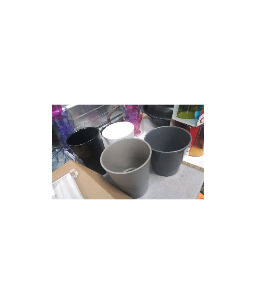 CACHE POT