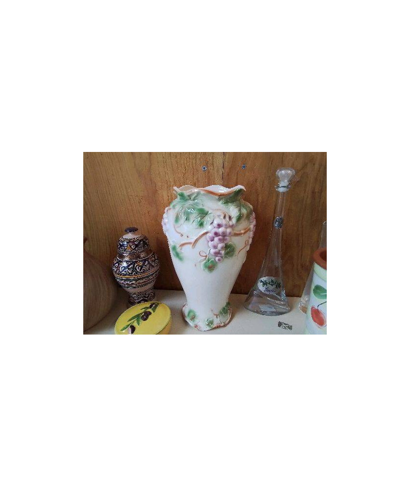VASE 