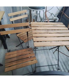 TABLE ET 2 CHAISES DE JARDIN PLIABLE 