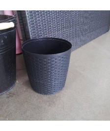 CACHE POT RÉSINE TRESSÉE NOIRE