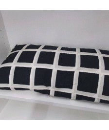 COUSSIN  CARREAUX NOIR GRIS