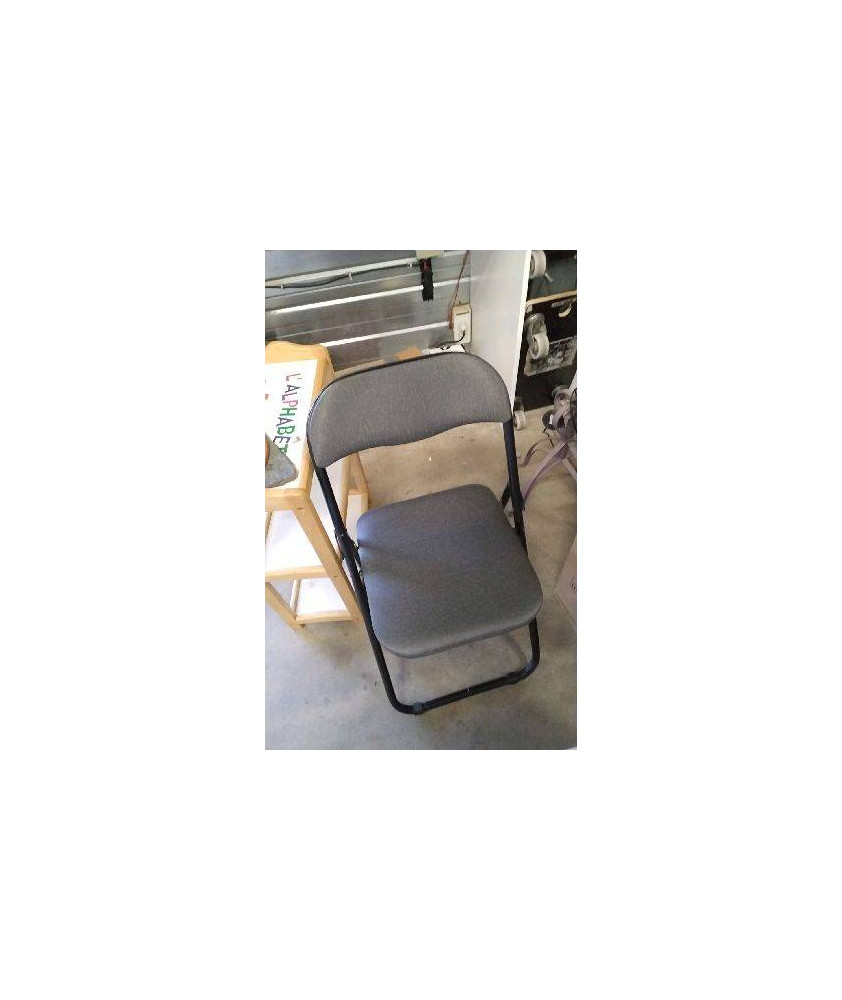 CHAISE PLIANTE 