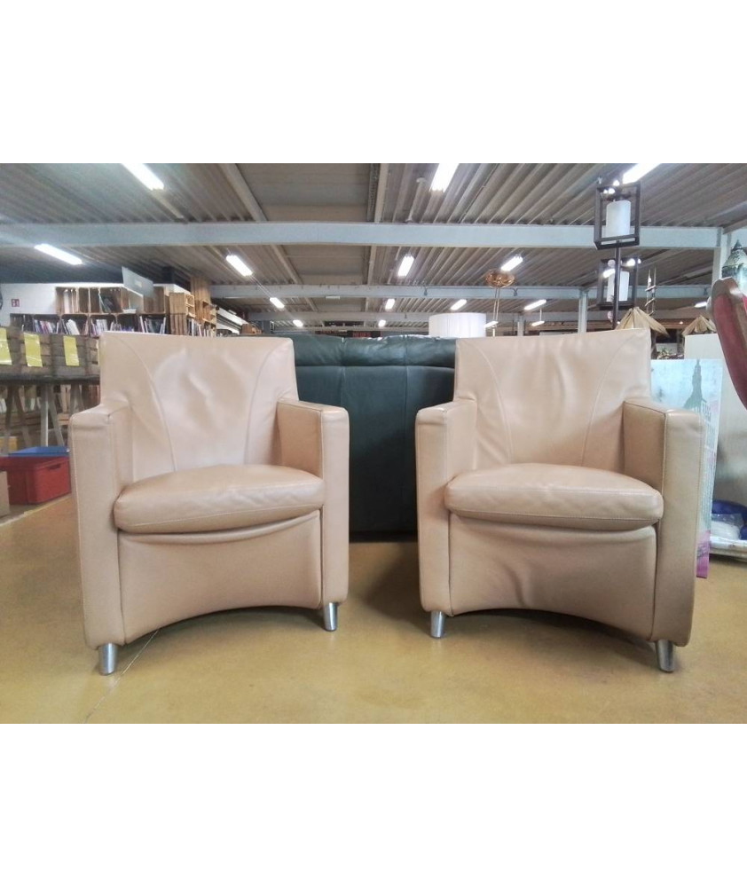 FAUTEUILS CUIR LA PAIRE ’’LEOLUX’’
