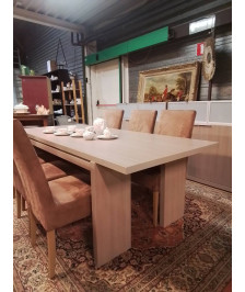 TABLE MODERNE