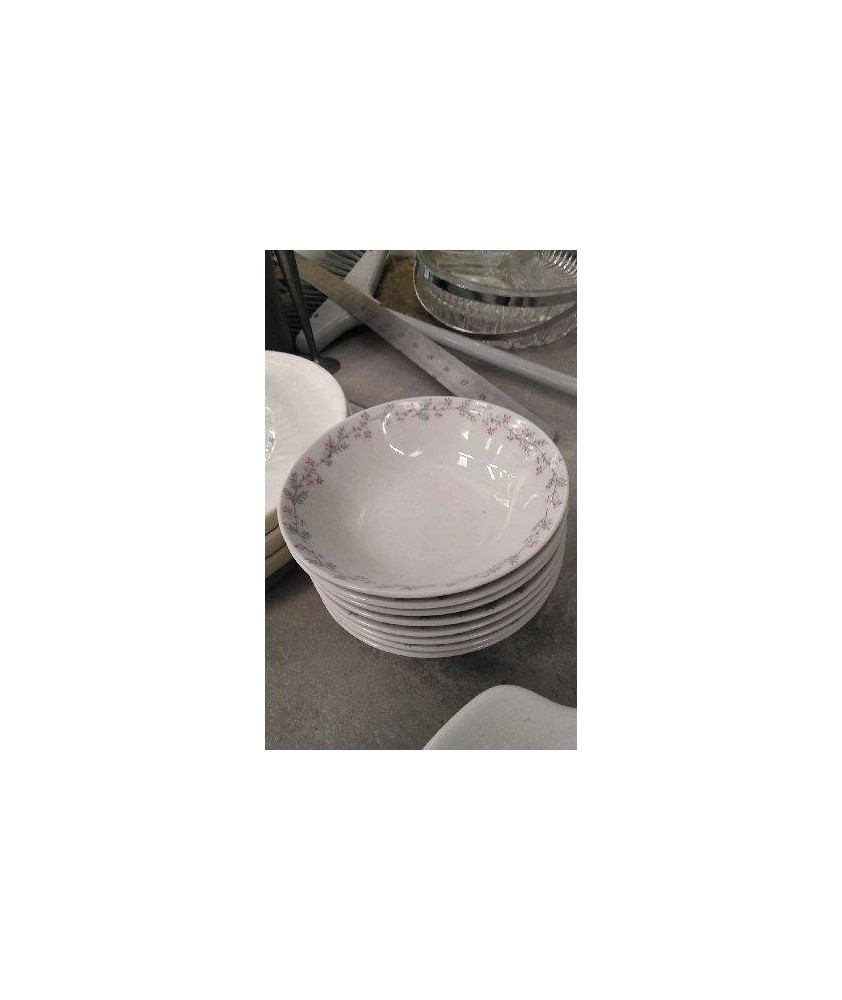RAMEQUIN PORCELAINE LE LOT