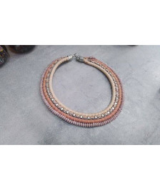 COLLIER 