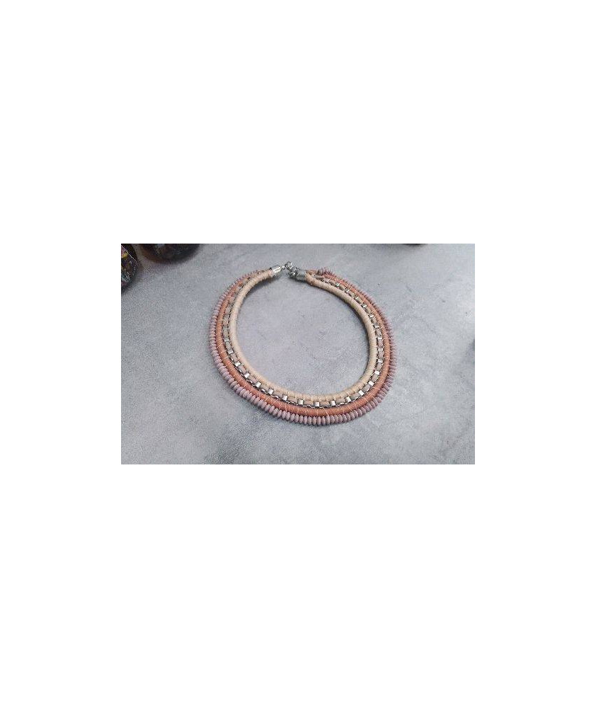 COLLIER 