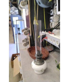 LAMPE A PETROLE 