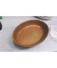 PLAT FOUR OVALE EN L\'ÉTAT 