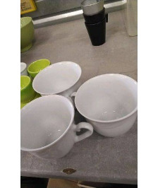 TASSE BLANCHE LE LOT 