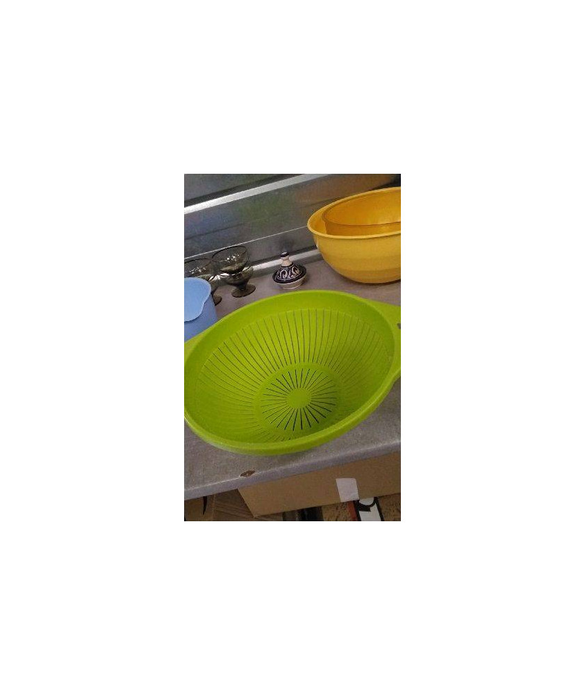 PASSOIRE PLASTIQUE VERTE