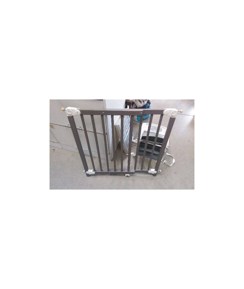 BARRIERE DE SECURITE (MANQUE PLATINES MURALES)