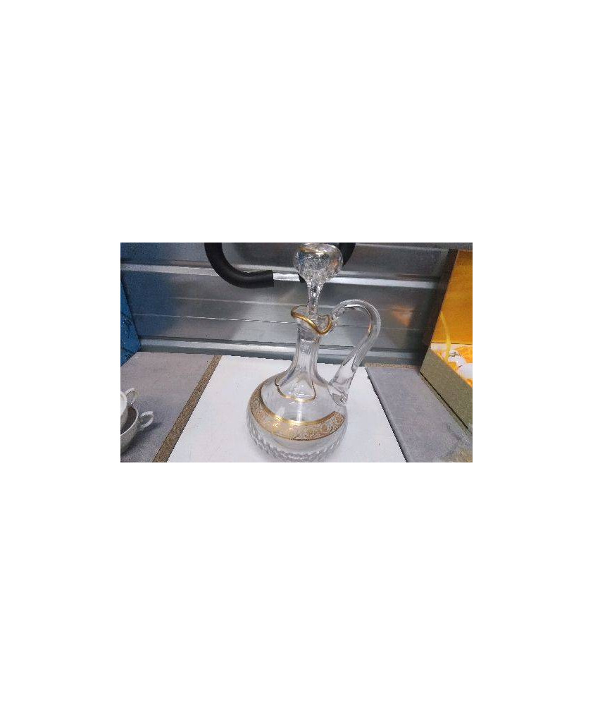 CARAFE VERRE ET DOREE 