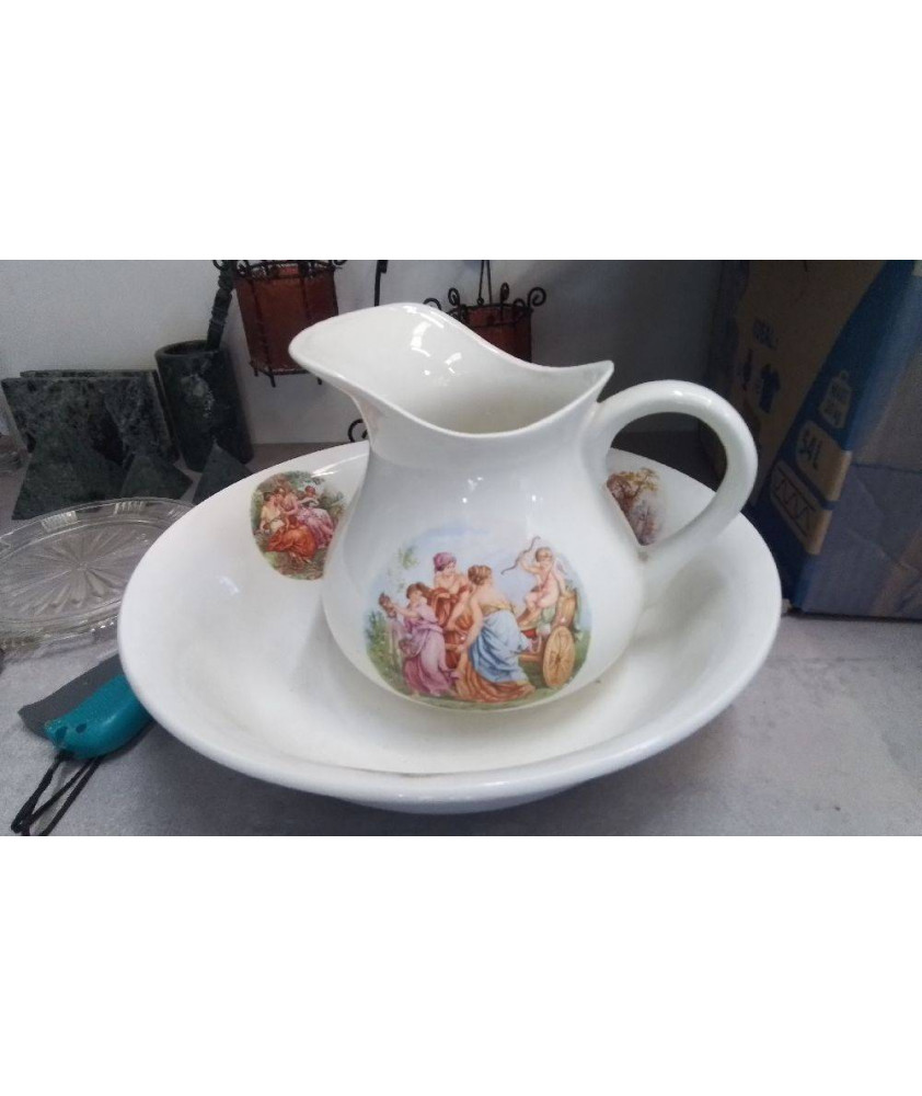 ENSEMBLE DE TOILETTE 