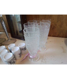 LOT DE 7 VERRES A JUS 