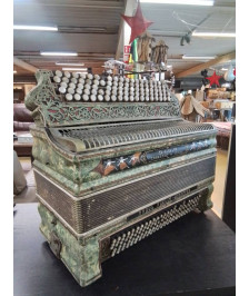 ACCORDÉON A RESTAURER