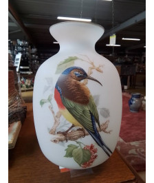 VASE OPALINE