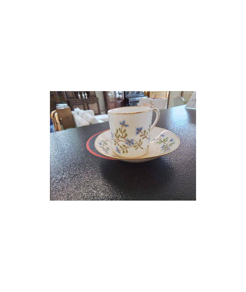 TASSE A CAFE AVEC SOUCOUPE 