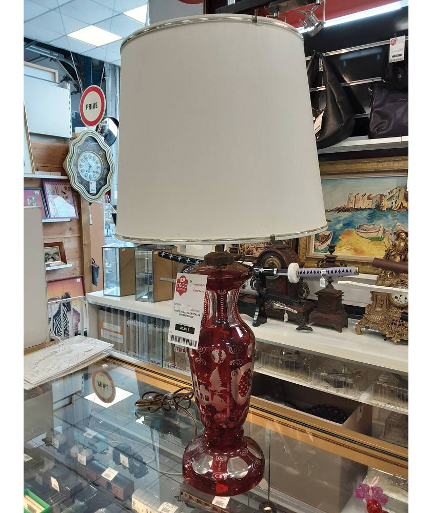 LAMPE DE SALON CRISTAL DE BOHEME ROUGE LAMPE DE SALON CRISTAL DE BOHEME ROUGE