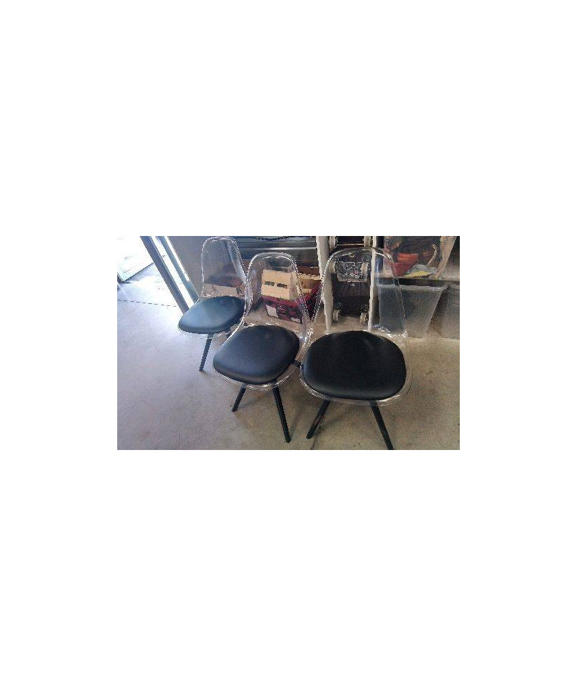 CHAISE PLASTIQUE ASSISE PVC NOIRE 