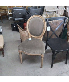 CHAISE MÉDAILLON VELOURS BEIGE