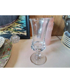 VERRE A PIED 