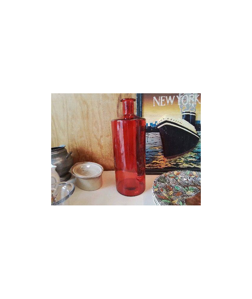GRAND VASE EN VERRE ROUGE 