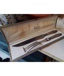 COUVERT A GIBIER EN METAL ARGENTÉ 