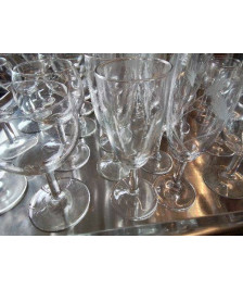 LOT DE 9 FLUTES A CHAMPAGNE 
