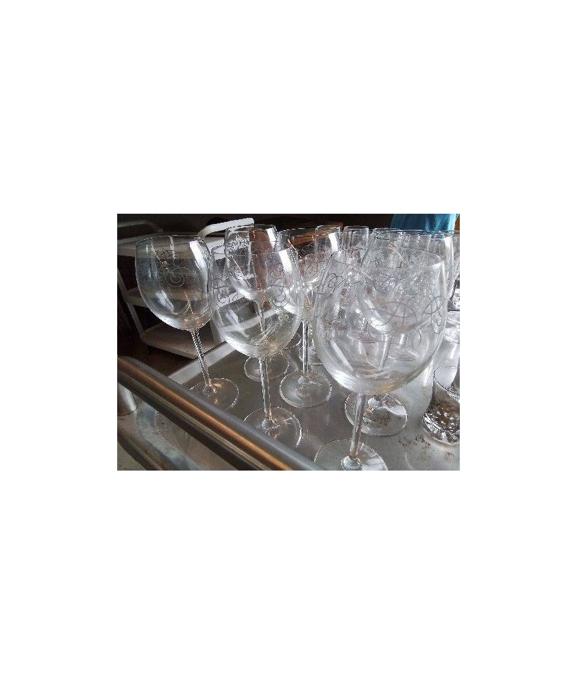LOT DE 7 VERRES A EAU 