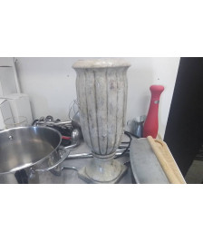 VASE SUR PIED 