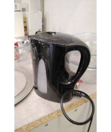 BOUILLOIRE ELECTRIQUE PM 