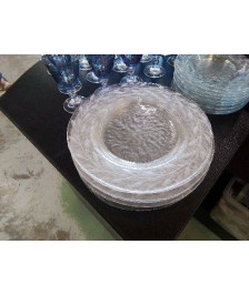 ASSIETE EN VERRE MOULÉ