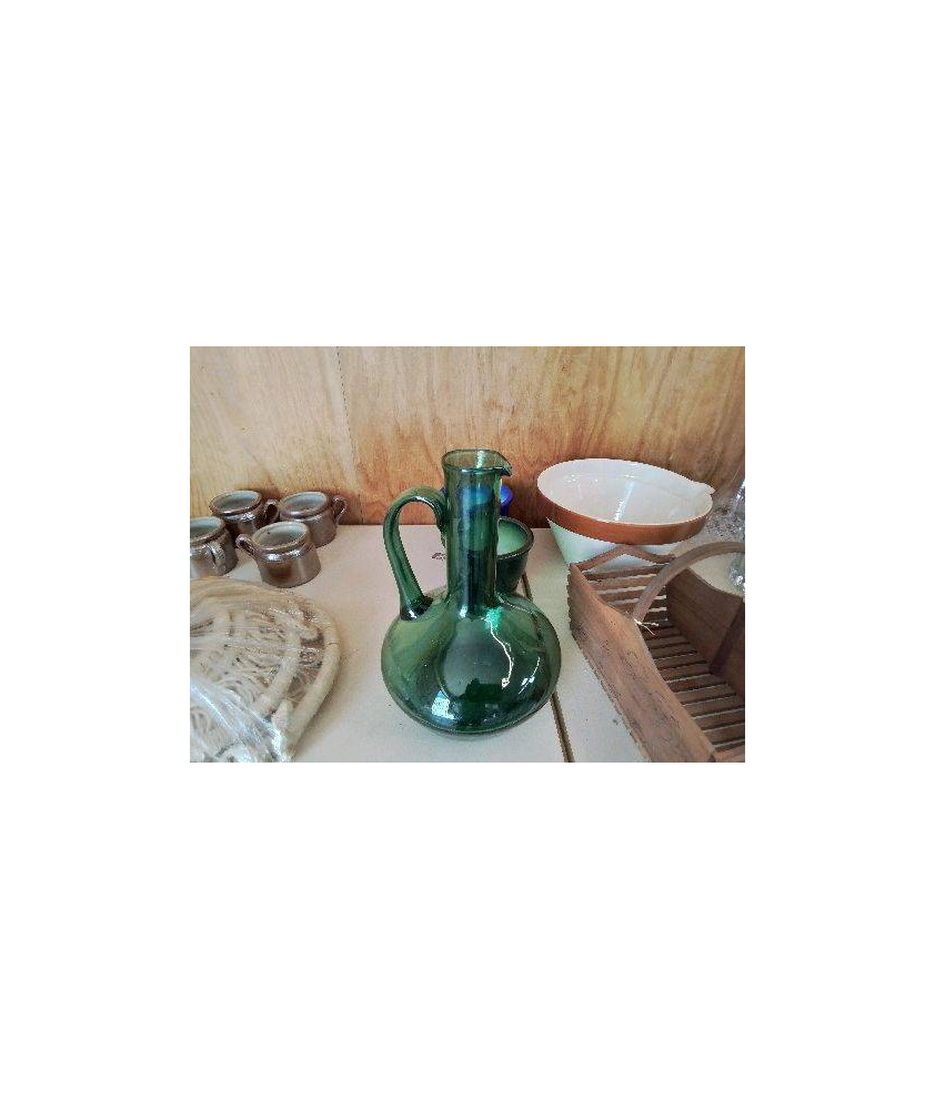 CARAFE EN VERRE VERT 