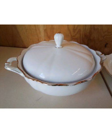 SOUPIÈRE EN PORCELAINE 