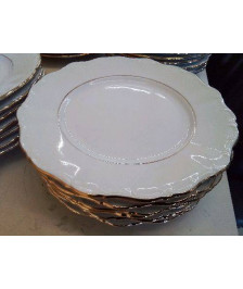 LOT DE 6 ASSIETTES EN PORCELAINE 